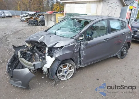 2014 Ford Fiesta Se z USA, uszkodzony, nr VIN 3FADP4EJ7EM165415